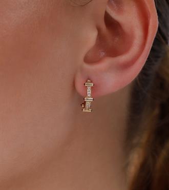 Pembe Taşlı Andre Küpe