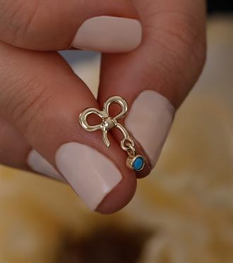 Firuzeli Fiyonk Vidalı Küpe