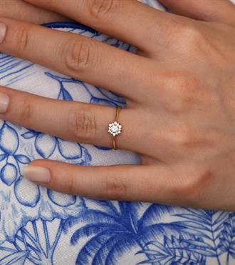 Taşlı Çiçek Yüzük