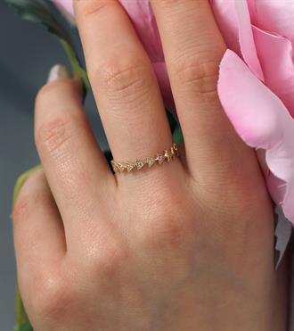 Taşlı Üçgen Dizilim Yüzük