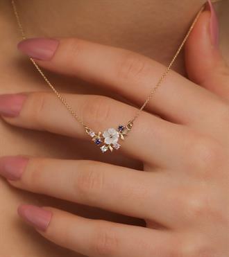 Çiçek Tasarım Kolye