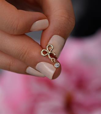 Taşlı Fiyonk Vidalı Küpe