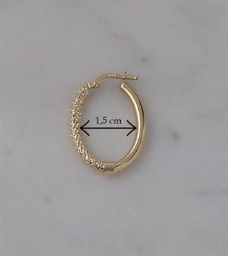 Dokulu Oval Halka Küpe