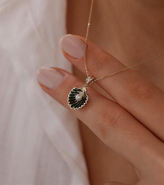 İncili Yeşil Midye Kolye