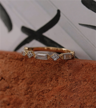 Baget ve Yonca Taşlı Yüzük