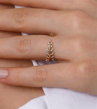 Aralıklı Yaprak Yüzük