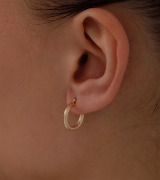 Altın Dokulu Halka Küpe