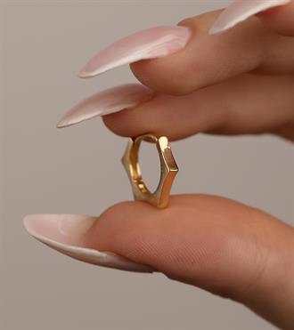 Asimetrik Halka Küpe