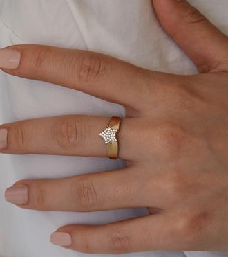 Taşlı Yıldız Tasarım Yüzük