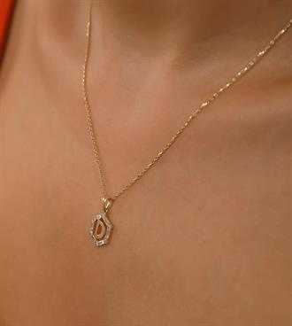 Baget Taş Çerçeveli Harf Kolye