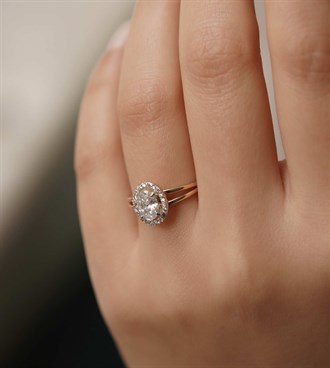 Oval Taşlı Yüzük