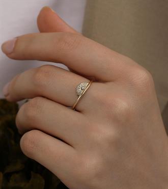 Mini Taşlı Yelpaze Yüzük