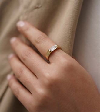 Taşlı Line Yüzük