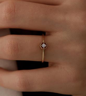 Tektaşlı Altıgen Yüzük