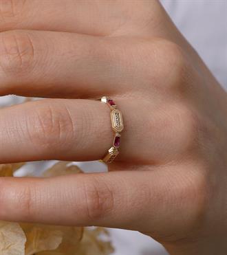 Pembe Bagetli İkon Yüzük