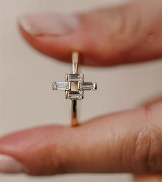 Baget Piramit Yüzük