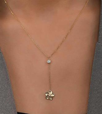 Çiçek Sarkıtlı Kolye