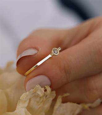 Taş Toplu Düz Yüzük