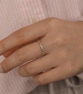 Dalgalı Taşlı Yüzük