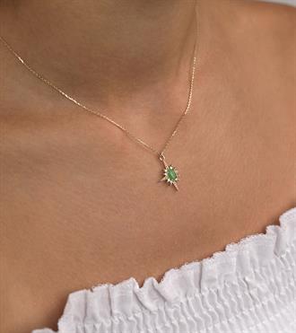 Yeşim Taşlı Yıldız Kolye