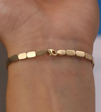 Dikdörtgen Pullu Bileklik