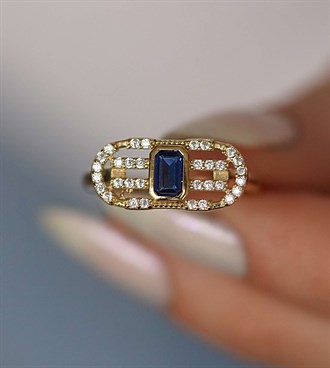 Dora Yüzük-Lacivert