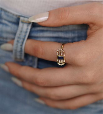 Dora Yüzük-Lacivert