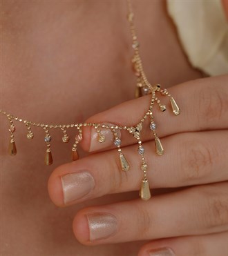 Dorikalı Damla Sarkıtlı Kolye