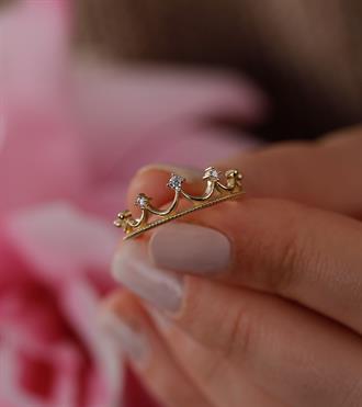 Taşlı Taç Yüzük