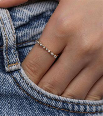 Taşlı Sıralı Düz Yüzük