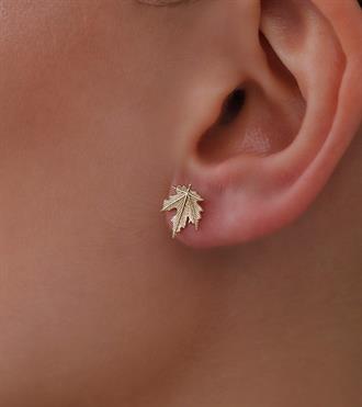 Çınar Yaprağı Vidalı Küpe