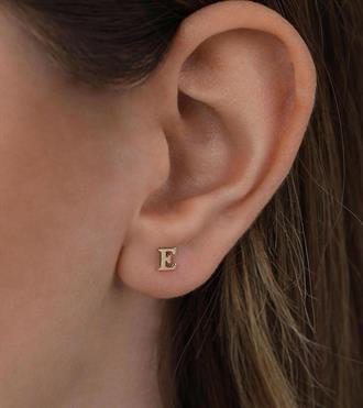 Mini Harf Vidalı Küpe