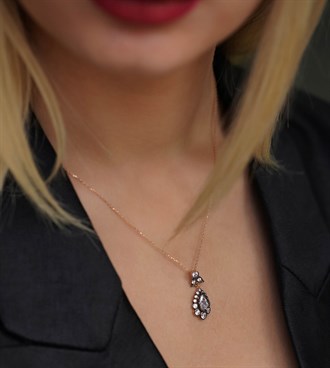 Elmas Montür Damla Kolye