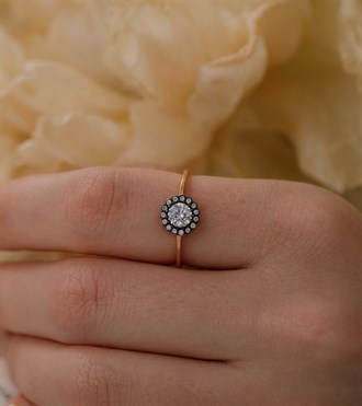 Elmas Montür Yüzük