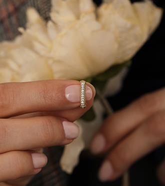 Taşlı Çizgili Kare Küpe