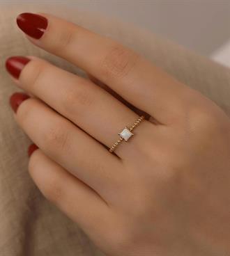 Kare Opal Taşlı Top Yüzük