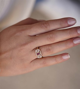 Yakut Taşlı Yüzük