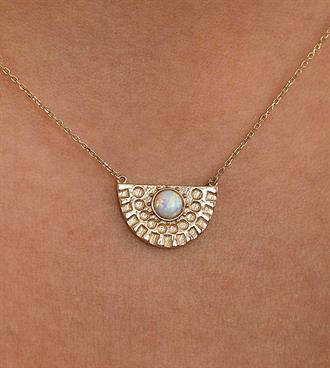 Opal Taşlı Yelpaze Kolye