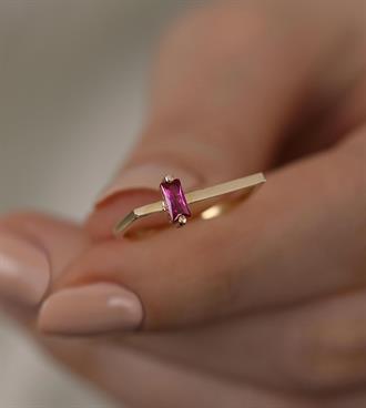 Pembe Bagetli Düz Yüzük