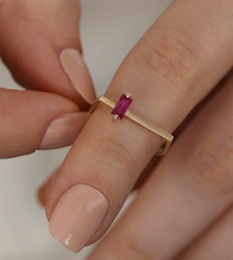 Pembe Bagetli Düz Yüzük