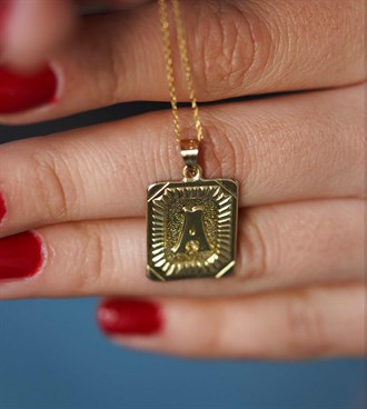 Plaka Harf Kolye Ucu