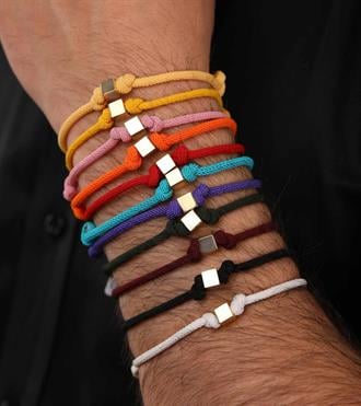 Renkli İpli Küp Bileklik