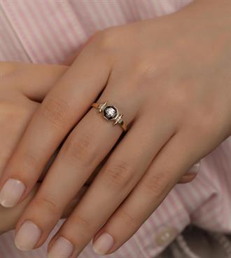 Siyah Mineli Pioneer Yüzük