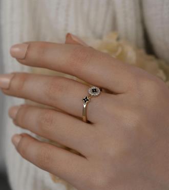 Siyah Yonca Figürlü Yüzük