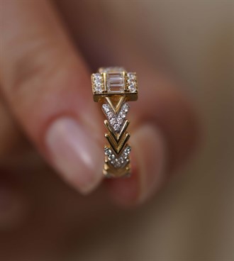 Taşlı Balıksırtı Yüzük