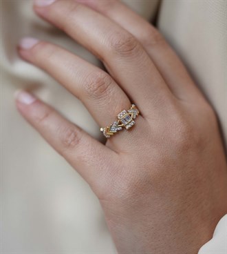 Taşlı Balıksırtı Yüzük