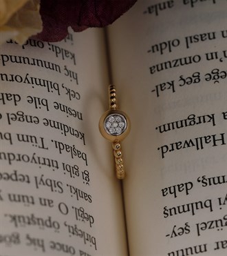 Taşlı Daire Top Top Yüzük