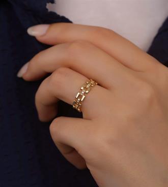 Taşlı Geçmeli Yüzük