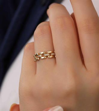 Taşlı Geçmeli Yüzük