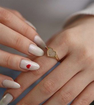 Taşlı Kalp Yüzük